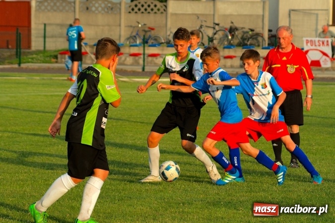 Zdjęcie w galerii na portalu naszraciborz.pl: Tworków Cup 2016: Piłkarski początek wakacji. Gwarek Zabrze zwycięski, raciborska Unia druga. Gospodarze tuż za podium wiadomości z regionu
