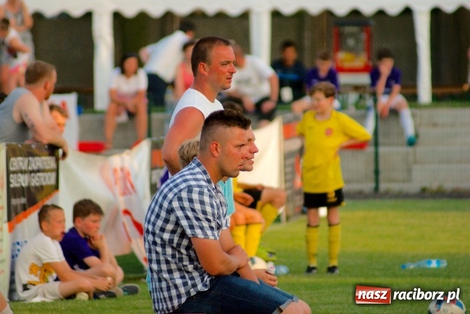 Zdjęcie w galerii na portalu naszraciborz.pl: Tworków Cup 2016: Piłkarski początek wakacji. Gwarek Zabrze zwycięski, raciborska Unia druga. Gospodarze tuż za podium wiadomości z regionu