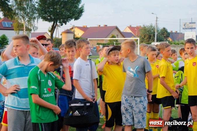 Zdjęcie w galerii na portalu naszraciborz.pl: Tworków Cup 2016: Piłkarski początek wakacji. Gwarek Zabrze zwycięski, raciborska Unia druga. Gospodarze tuż za podium wiadomości z regionu