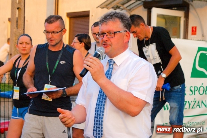 Zdjęcie w galerii na portalu naszraciborz.pl: Tworków Cup 2016: Piłkarski początek wakacji. Gwarek Zabrze zwycięski, raciborska Unia druga. Gospodarze tuż za podium wiadomości z regionu