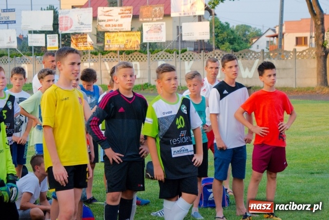 Zdjęcie w galerii na portalu naszraciborz.pl: Tworków Cup 2016: Piłkarski początek wakacji. Gwarek Zabrze zwycięski, raciborska Unia druga. Gospodarze tuż za podium wiadomości z regionu