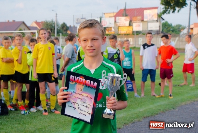 Zdjęcie w galerii na portalu naszraciborz.pl: Tworków Cup 2016: Piłkarski początek wakacji. Gwarek Zabrze zwycięski, raciborska Unia druga. Gospodarze tuż za podium wiadomości z regionu