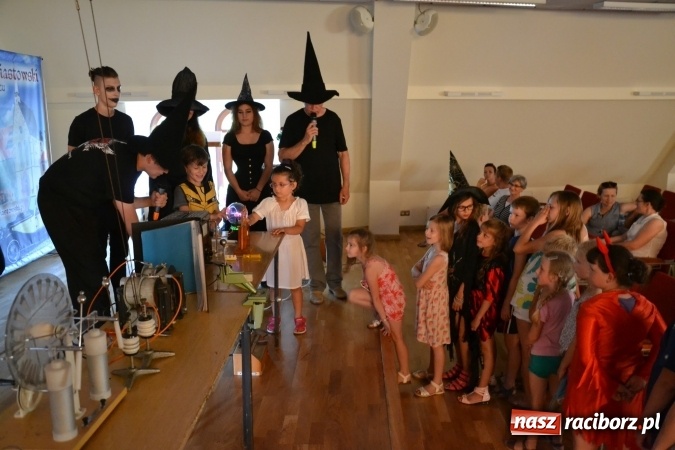 Zdjęcie w galerii na portalu naszraciborz.pl: V Zamkowa Noc z Duchami już za nami wiadomości z regionu