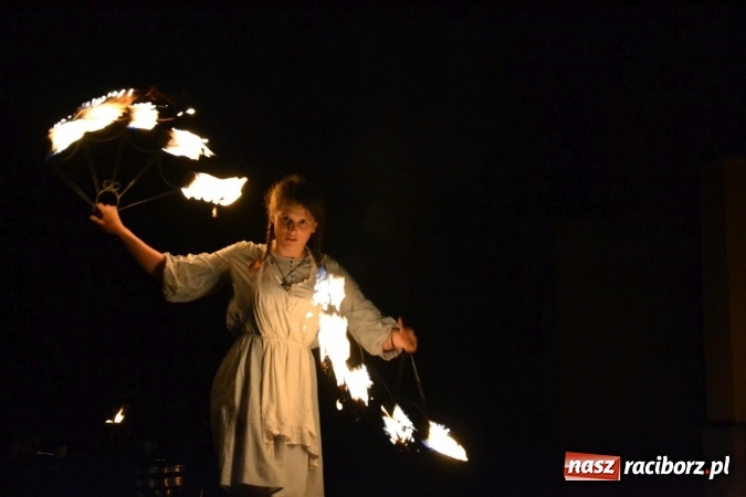 Zdjęcie w galerii na portalu naszraciborz.pl: V Zamkowa Noc z Duchami już za nami wiadomości z regionu