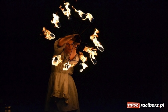 Zdjęcie w galerii na portalu naszraciborz.pl: V Zamkowa Noc z Duchami już za nami wiadomości z regionu