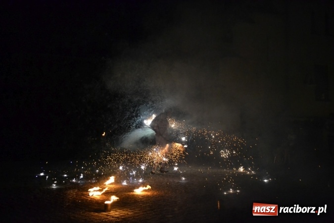 Zdjęcie w galerii na portalu naszraciborz.pl: V Zamkowa Noc z Duchami już za nami wiadomości z regionu