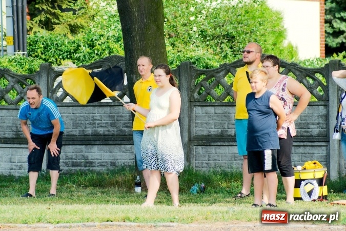 Zdjęcie w galerii na portalu naszraciborz.pl: Drugi dzień zmagań w Tworków Cup 2016. MKP Odra Centrum Wodzisław z podwójną koroną wiadomości z regionu