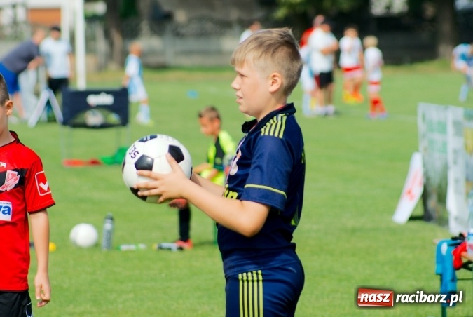 Zdjęcie w galerii na portalu naszraciborz.pl: Drugi dzień zmagań w Tworków Cup 2016. MKP Odra Centrum Wodzisław z podwójną koroną wiadomości z regionu