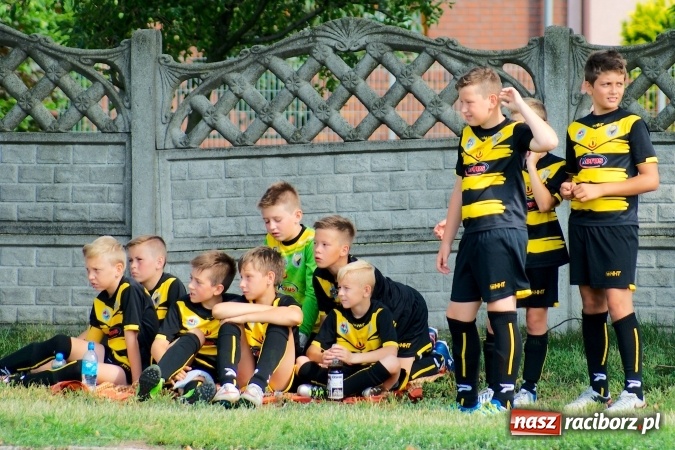 Zdjęcie w galerii na portalu naszraciborz.pl: Drugi dzień zmagań w Tworków Cup 2016. MKP Odra Centrum Wodzisław z podwójną koroną wiadomości z regionu