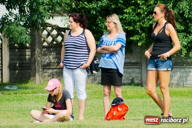 Zdjęcie w galerii na portalu naszraciborz.pl: Drugi dzień zmagań w Tworków Cup 2016. MKP Odra Centrum Wodzisław z podwójną koroną wiadomości z regionu