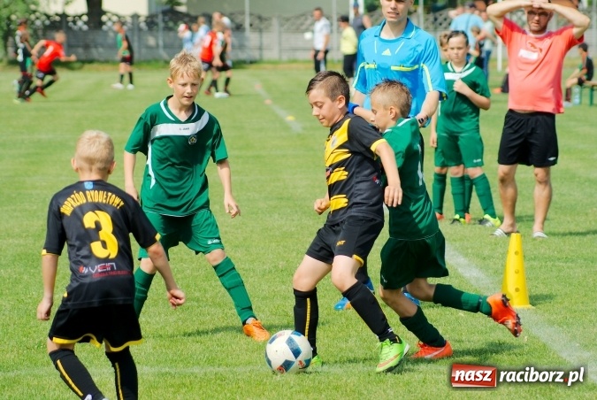 Zdjęcie w galerii na portalu naszraciborz.pl: Drugi dzień zmagań w Tworków Cup 2016. MKP Odra Centrum Wodzisław z podwójną koroną wiadomości z regionu