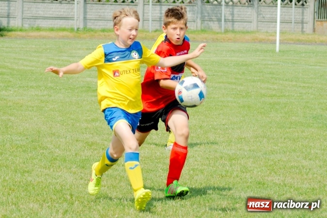 Zdjęcie w galerii na portalu naszraciborz.pl: Drugi dzień zmagań w Tworków Cup 2016. MKP Odra Centrum Wodzisław z podwójną koroną wiadomości z regionu