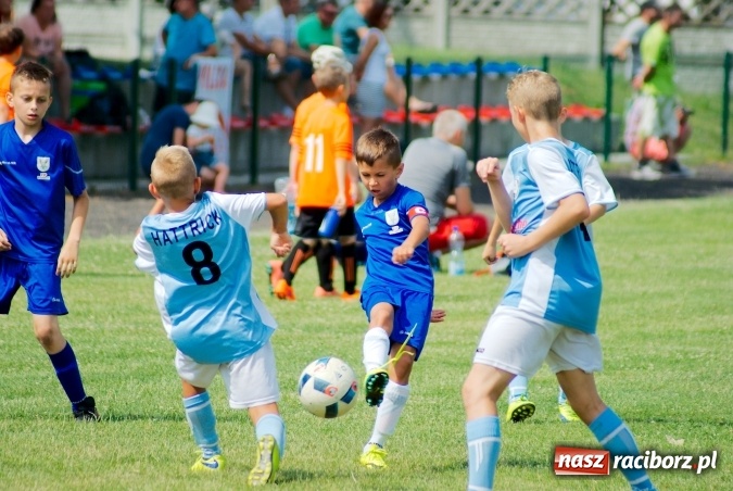 Zdjęcie w galerii na portalu naszraciborz.pl: Drugi dzień zmagań w Tworków Cup 2016. MKP Odra Centrum Wodzisław z podwójną koroną wiadomości z regionu