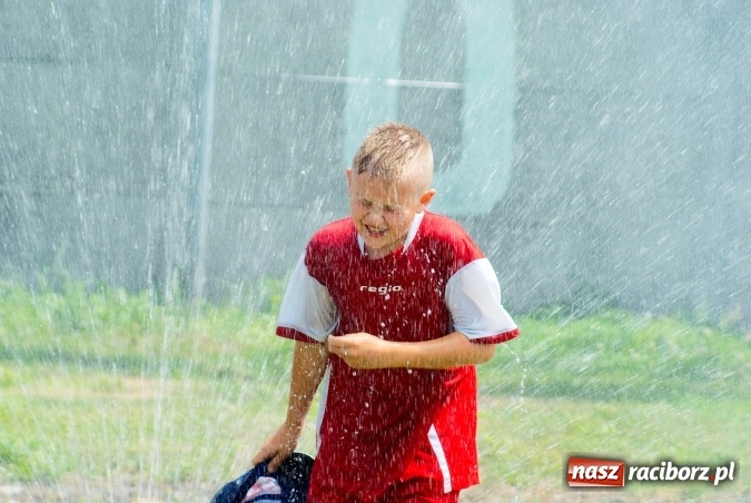 Zdjęcie w galerii na portalu naszraciborz.pl: Drugi dzień zmagań w Tworków Cup 2016. MKP Odra Centrum Wodzisław z podwójną koroną wiadomości z regionu