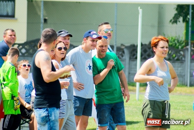 Zdjęcie w galerii na portalu naszraciborz.pl: Drugi dzień zmagań w Tworków Cup 2016. MKP Odra Centrum Wodzisław z podwójną koroną wiadomości z regionu