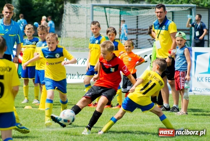 Zdjęcie w galerii na portalu naszraciborz.pl: Drugi dzień zmagań w Tworków Cup 2016. MKP Odra Centrum Wodzisław z podwójną koroną wiadomości z regionu