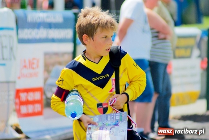 Zdjęcie w galerii na portalu naszraciborz.pl: Drugi dzień zmagań w Tworków Cup 2016. MKP Odra Centrum Wodzisław z podwójną koroną wiadomości z regionu