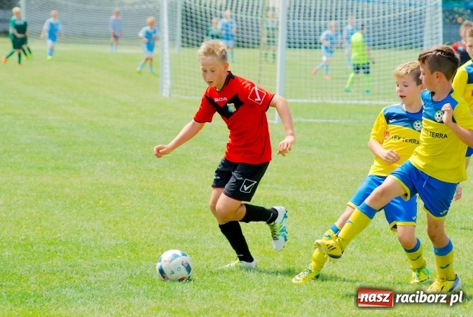 Zdjęcie w galerii na portalu naszraciborz.pl: Drugi dzień zmagań w Tworków Cup 2016. MKP Odra Centrum Wodzisław z podwójną koroną wiadomości z regionu