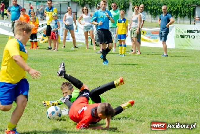 Zdjęcie w galerii na portalu naszraciborz.pl: Drugi dzień zmagań w Tworków Cup 2016. MKP Odra Centrum Wodzisław z podwójną koroną wiadomości z regionu