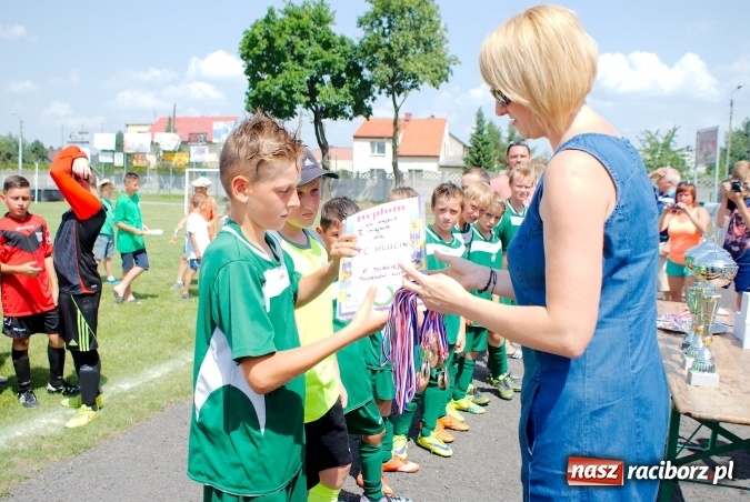 Zdjęcie w galerii na portalu naszraciborz.pl: Drugi dzień zmagań w Tworków Cup 2016. MKP Odra Centrum Wodzisław z podwójną koroną wiadomości z regionu