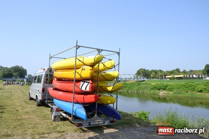 Zdjęcie w galerii na portalu naszraciborz.pl: Graniczne meandry otwarte. Gmina Krzyżanowice i miasto Bogumin oficjalnie rozpoczęli sezon wodniacki  wiadomości z regionu