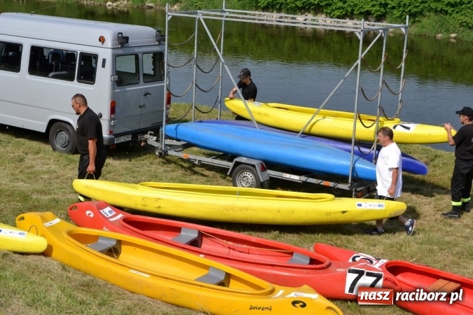 Zdjęcie w galerii na portalu naszraciborz.pl: Graniczne meandry otwarte. Gmina Krzyżanowice i miasto Bogumin oficjalnie rozpoczęli sezon wodniacki  wiadomości z regionu