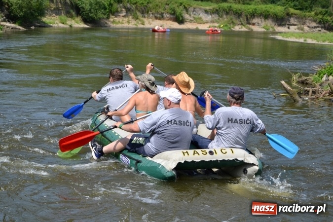 Zdjęcie w galerii na portalu naszraciborz.pl: Graniczne meandry otwarte. Gmina Krzyżanowice i miasto Bogumin oficjalnie rozpoczęli sezon wodniacki  wiadomości z regionu
