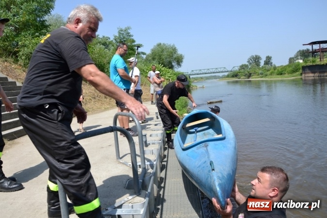 Zdjęcie w galerii na portalu naszraciborz.pl: Graniczne meandry otwarte. Gmina Krzyżanowice i miasto Bogumin oficjalnie rozpoczęli sezon wodniacki  wiadomości z regionu