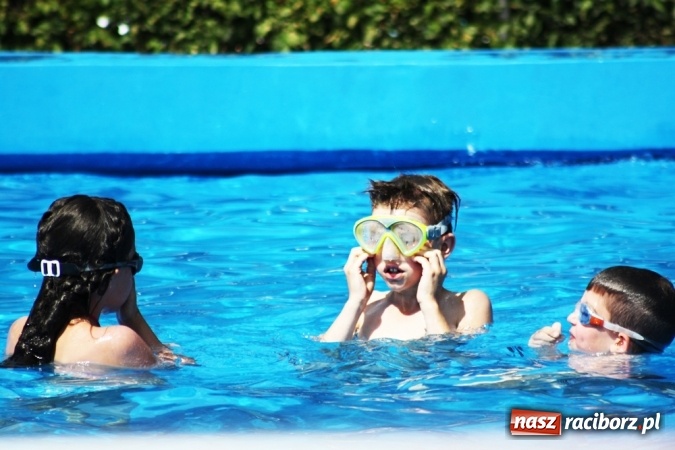 Zdjęcie w galerii na portalu naszraciborz.pl: W Szymocicach i Oborze dobra frekwencja na początek sezonu wiadomości z regionu