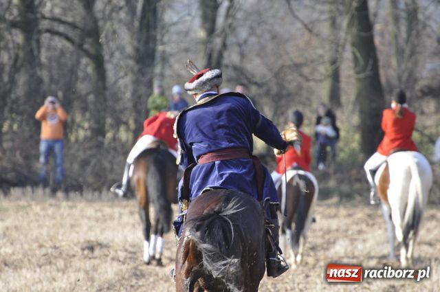 Zdjęcie w galerii na portalu naszraciborz.pl: Lis złapany w OKAMGNIENIU wiadomości z regionu