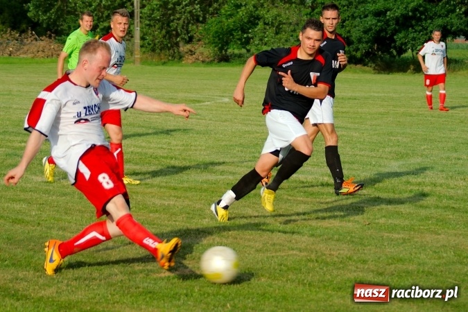 Zdjęcie w galerii na portalu naszraciborz.pl: Cały świat już wie, że Lyski są w A klasie. Masakra Bieńkowic w barażowym rewanżu wiadomości z regionu