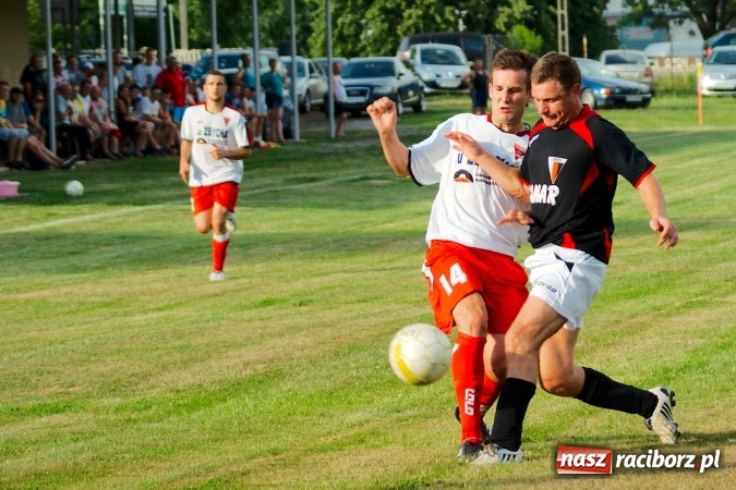 Zdjęcie w galerii na portalu naszraciborz.pl: Cały świat już wie, że Lyski są w A klasie. Masakra Bieńkowic w barażowym rewanżu wiadomości z regionu