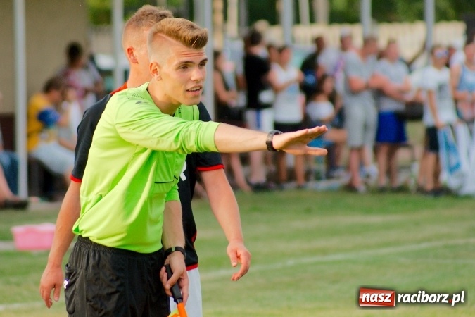 Zdjęcie w galerii na portalu naszraciborz.pl: Cały świat już wie, że Lyski są w A klasie. Masakra Bieńkowic w barażowym rewanżu wiadomości z regionu