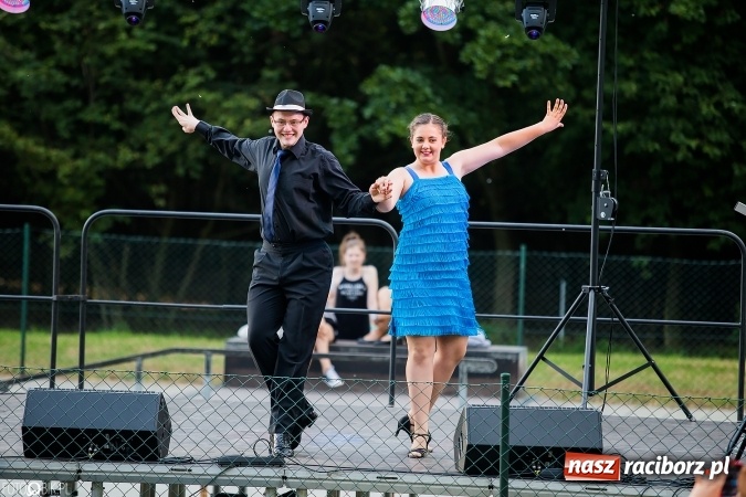 Zdjęcie w galerii na portalu naszraciborz.pl: Wianki, pochodnie i piosenki o miłości, czyli Noc Świętojańska w Kornicach wiadomości z regionu