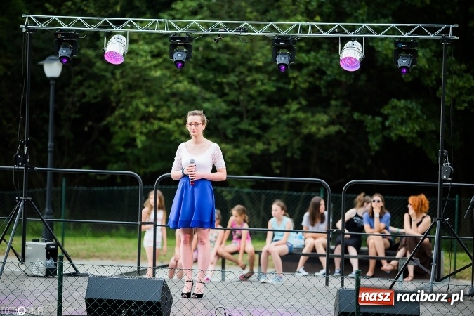 Zdjęcie w galerii na portalu naszraciborz.pl: Wianki, pochodnie i piosenki o miłości, czyli Noc Świętojańska w Kornicach wiadomości z regionu