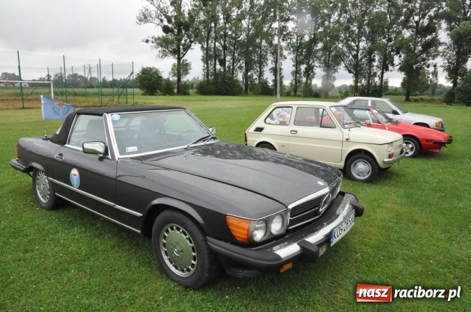 Zdjęcie w galerii na portalu naszraciborz.pl: IX Międzynarodowy Zlot Pojazdów Zabytków w Zabełkowie wiadomości z regionu