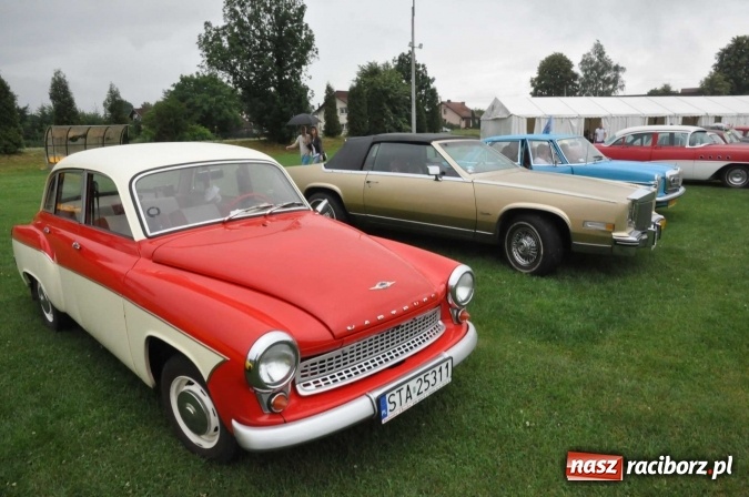 Zdjęcie w galerii na portalu naszraciborz.pl: IX Międzynarodowy Zlot Pojazdów Zabytków w Zabełkowie wiadomości z regionu