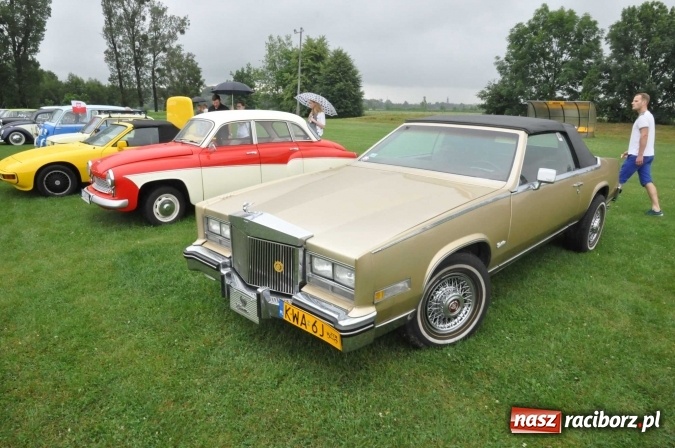 Zdjęcie w galerii na portalu naszraciborz.pl: IX Międzynarodowy Zlot Pojazdów Zabytków w Zabełkowie wiadomości z regionu