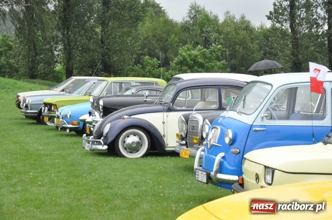 Zdjęcie w galerii na portalu naszraciborz.pl: IX Międzynarodowy Zlot Pojazdów Zabytków w Zabełkowie wiadomości z regionu