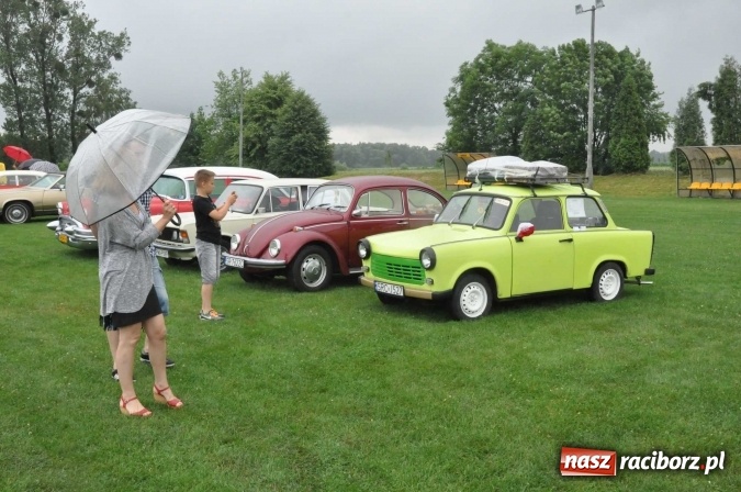 Zdjęcie w galerii na portalu naszraciborz.pl: IX Międzynarodowy Zlot Pojazdów Zabytków w Zabełkowie wiadomości z regionu