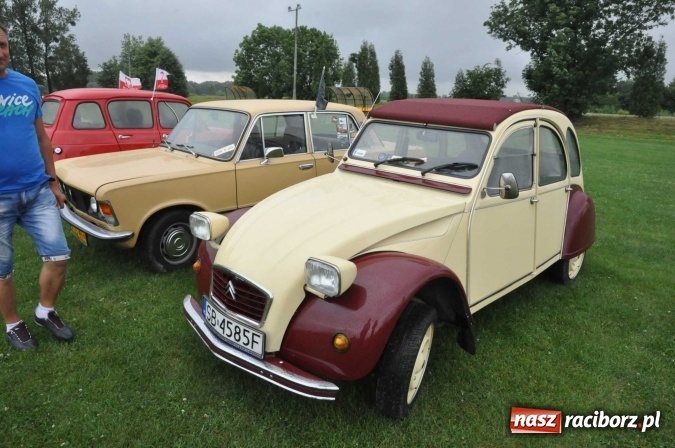 Zdjęcie w galerii na portalu naszraciborz.pl: IX Międzynarodowy Zlot Pojazdów Zabytków w Zabełkowie wiadomości z regionu