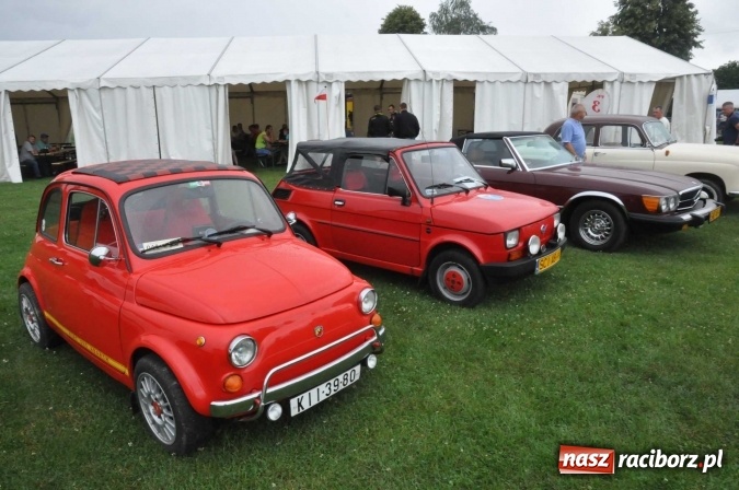 Zdjęcie w galerii na portalu naszraciborz.pl: IX Międzynarodowy Zlot Pojazdów Zabytków w Zabełkowie wiadomości z regionu