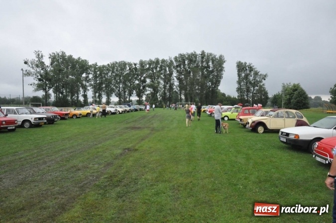 Zdjęcie w galerii na portalu naszraciborz.pl: IX Międzynarodowy Zlot Pojazdów Zabytków w Zabełkowie wiadomości z regionu