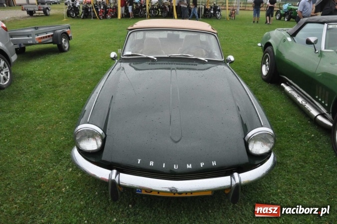 Zdjęcie w galerii na portalu naszraciborz.pl: IX Międzynarodowy Zlot Pojazdów Zabytków w Zabełkowie wiadomości z regionu