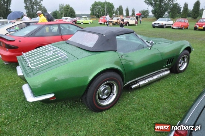 Zdjęcie w galerii na portalu naszraciborz.pl: IX Międzynarodowy Zlot Pojazdów Zabytków w Zabełkowie wiadomości z regionu