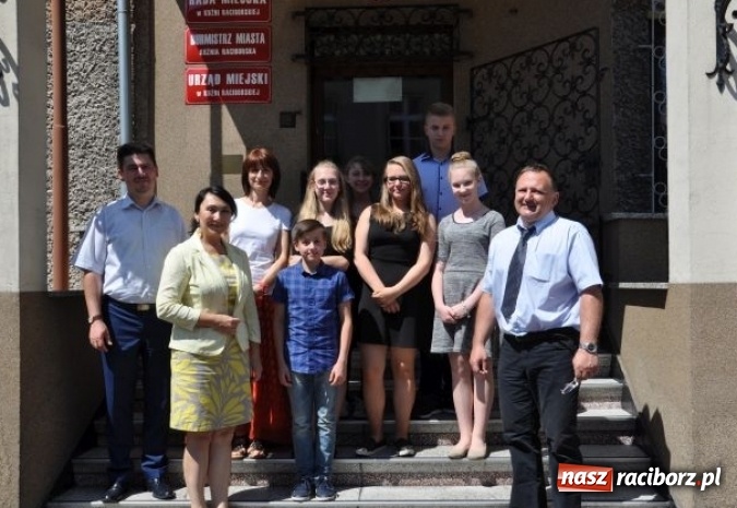 Zdjęcie w galerii na portalu naszraciborz.pl: Znamy najlepszych uczniów gminy Kuźnia Raciborska  wiadomości z regionu