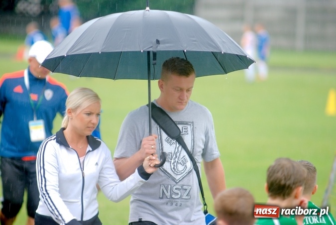 Zdjęcie w galerii na portalu naszraciborz.pl: Tworków Cup 2016: Ulewny deszcz utrudniał tworkowski turniej. Raciborska Unia na podium wiadomości z regionu