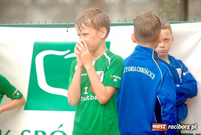 Zdjęcie w galerii na portalu naszraciborz.pl: Tworków Cup 2016: Ulewny deszcz utrudniał tworkowski turniej. Raciborska Unia na podium wiadomości z regionu