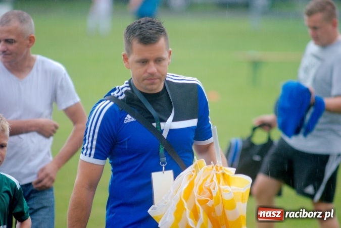 Zdjęcie w galerii na portalu naszraciborz.pl: Tworków Cup 2016: Ulewny deszcz utrudniał tworkowski turniej. Raciborska Unia na podium wiadomości z regionu