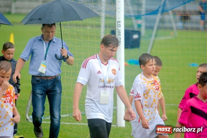 Zdjęcie w galerii na portalu naszraciborz.pl: Tworków Cup 2016: Ulewny deszcz utrudniał tworkowski turniej. Raciborska Unia na podium wiadomości z regionu